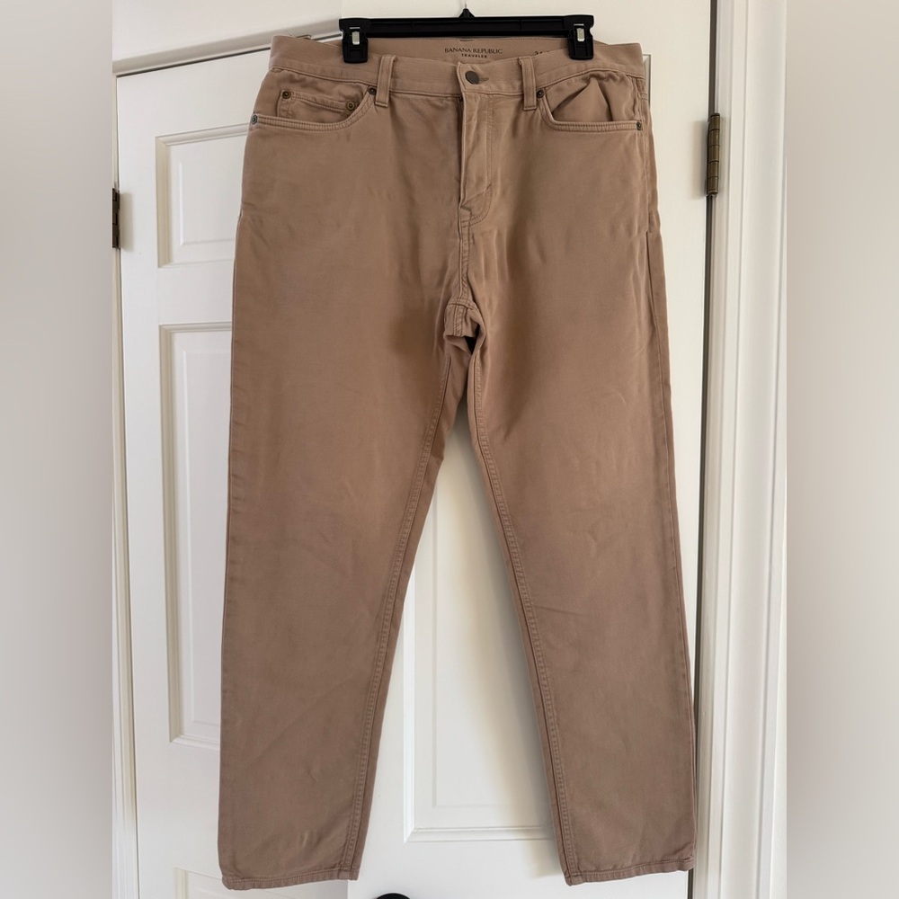 Men’s Banana Republic Khaki Color Pants 34x32